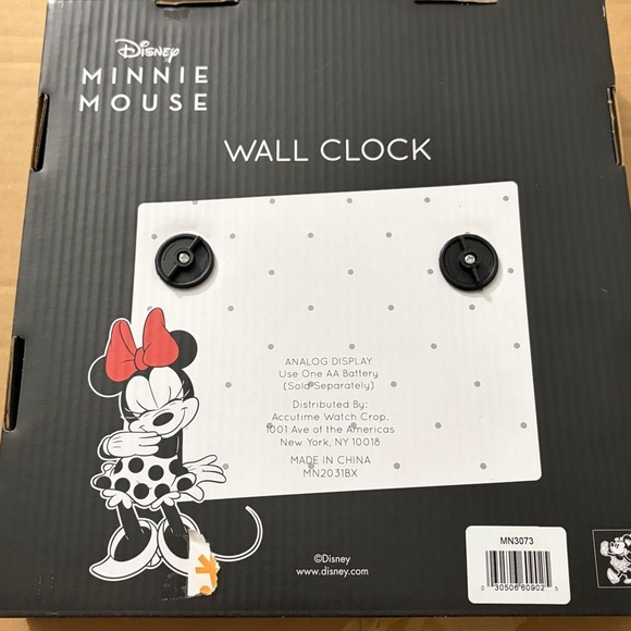 Disney Red and White Wall Clock with Minnie Mouse - Picture 2 of 2